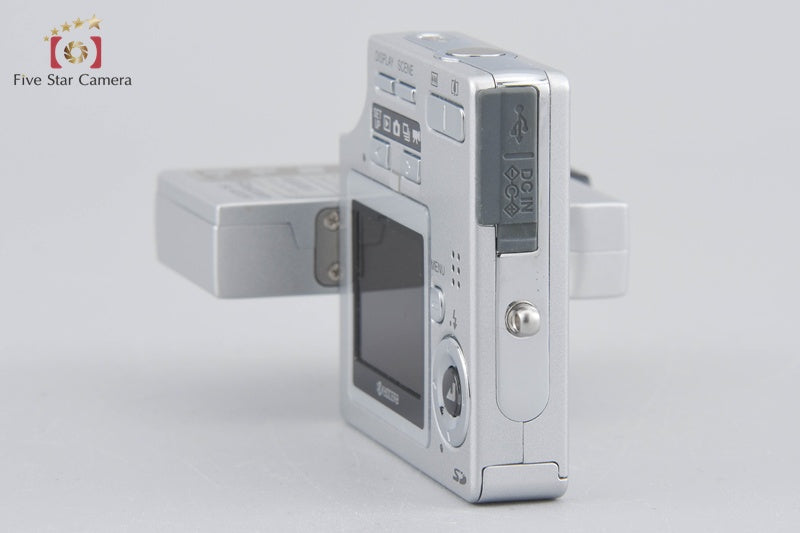 Kyocera Finecam SL400R Silver 4.0 MP Digital Camera w/ Box