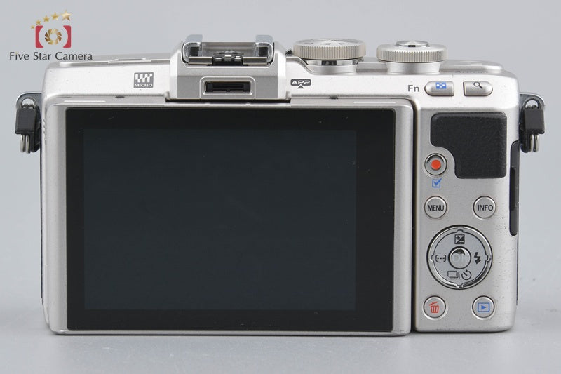 Shutter count 1,577 Olympus PEN Lite E-PL7 Silver 16.1 MP EZ 14-42 Lens