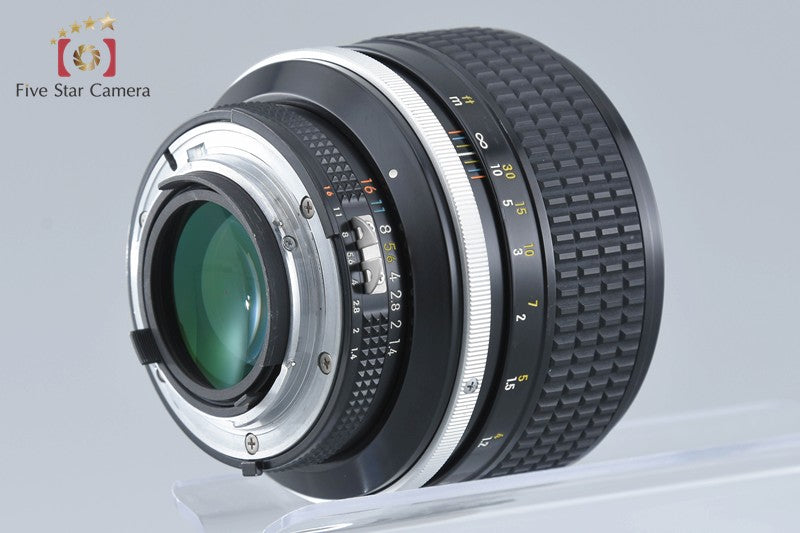 Nikon Ai-S NIKKOR 85mm f/1.4