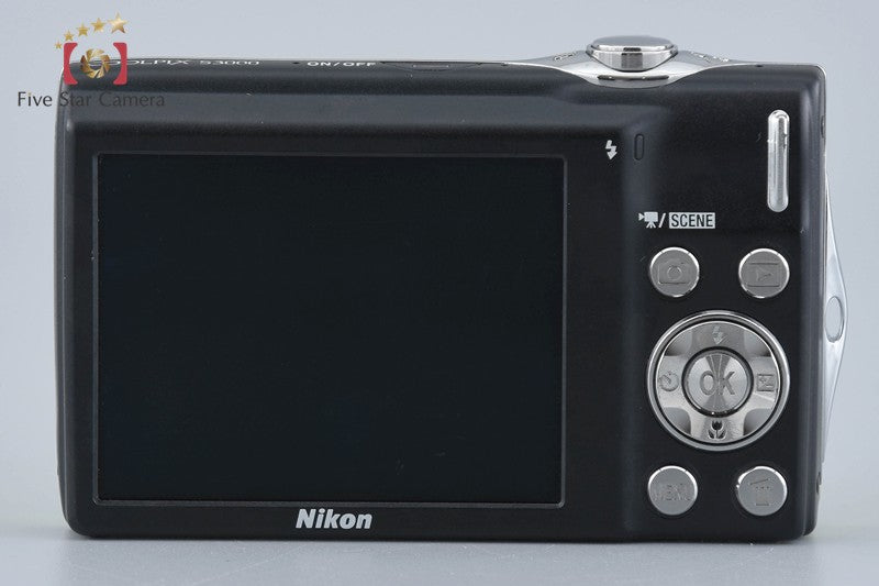 Nikon COOLPIX S3000 Pop Green 12.0 MP Digital Camera