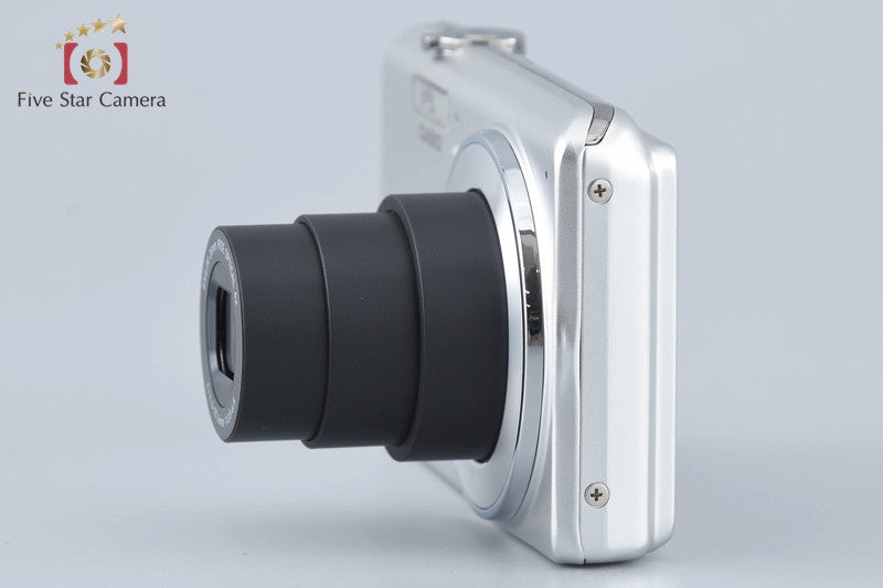 Casio EXILIM EX-ZS28 Silver 16.1 MP Digital Camera w/ Box