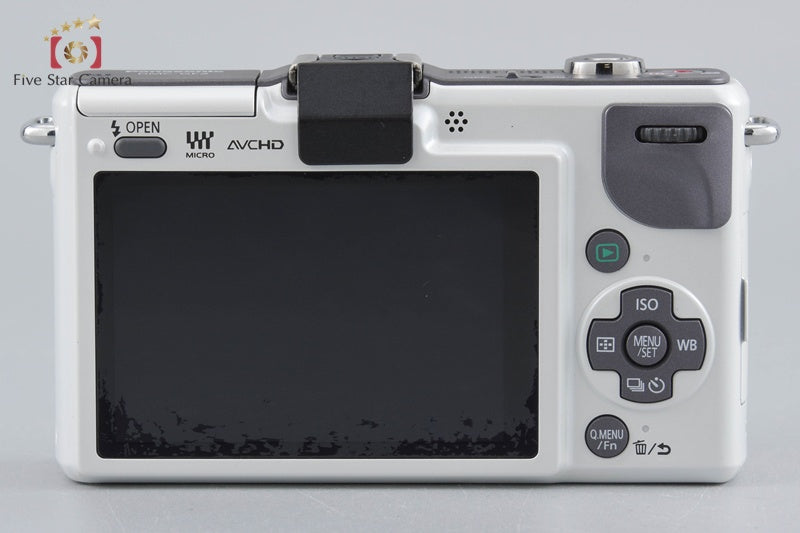 Panasonic LUMIX DMC-GF2 White Digital Mirrorless Camera [Japanese Language Only]