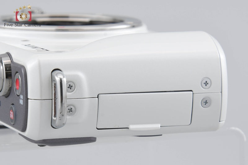 Panasonic LUMIX DMC-GF2 White Digital Mirrorless Camera [Japanese Language Only]