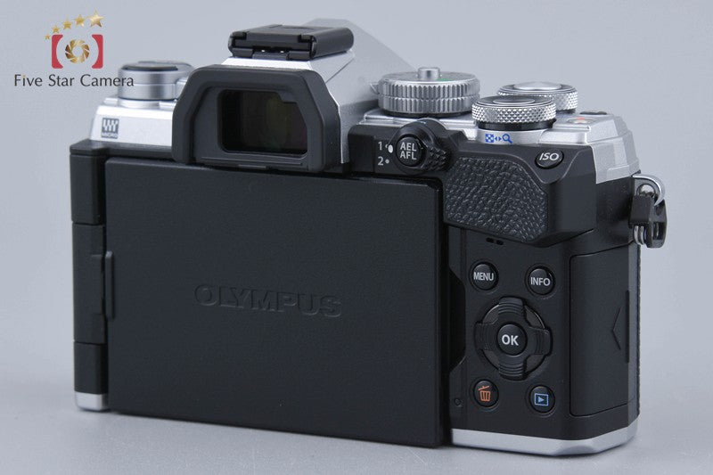 "Count 1,326" Olympus OM-D E-M5 Mark III Silver 20.4 MP 14-150 II Lens w/ Box