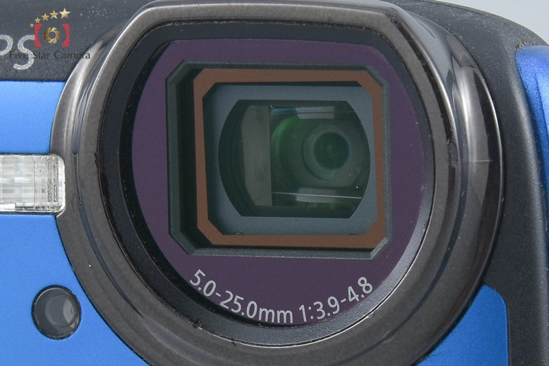 Canon PowerShot D30 12.1 MP Digital Camera