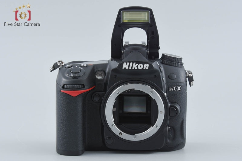 "Shutter count 2,210" Nikon D7000 16.2 MP Digtal SLR Camera Body