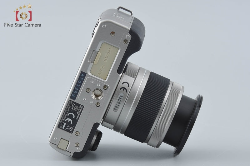 "Shutter count 933" PENTAX Q7 Silver 12.4 MP Digital Camera 5-15 Lens