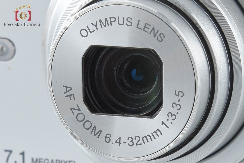 Olympus Camedia FE-240 Silver 7.1 MP Digital Camera