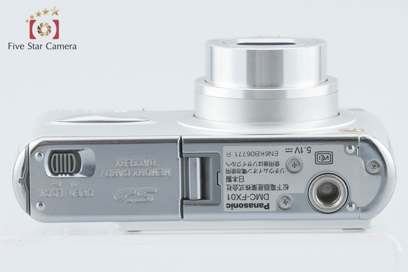 Panasonic LUMIX DMC-FX01 Silky Silver 6.0 MP Digital Camera from Japan