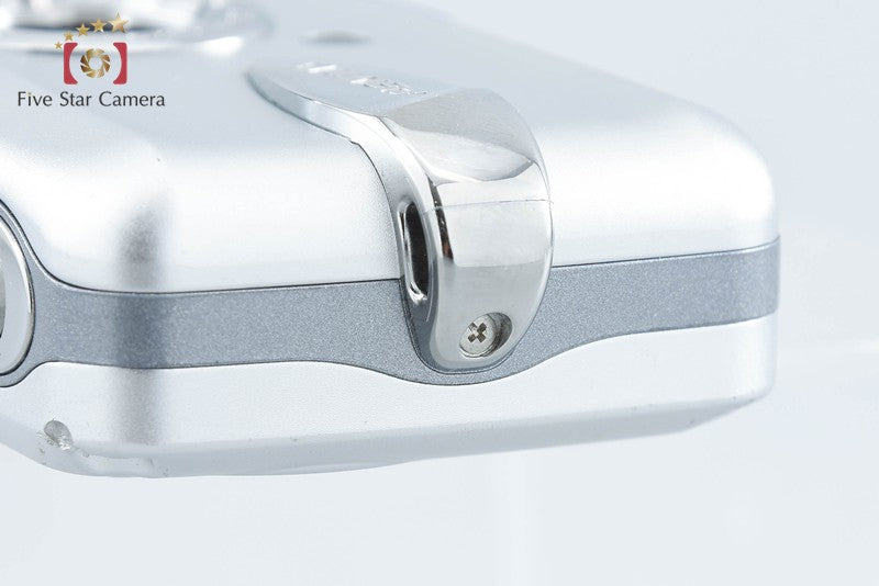 Pentax Optio W30 Silver 7.1 MP Waterproof Digital Camera from Japan