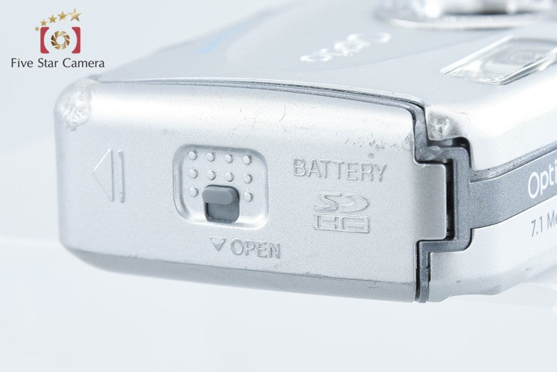 Pentax Optio W30 Silver 7.1 MP Waterproof Digital Camera from Japan