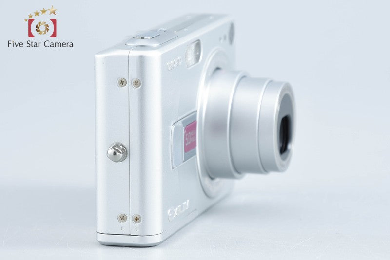 CASIO EXILIM ZOOM EX-Z50 Silver 5.0 MP Digital Camera from Japan