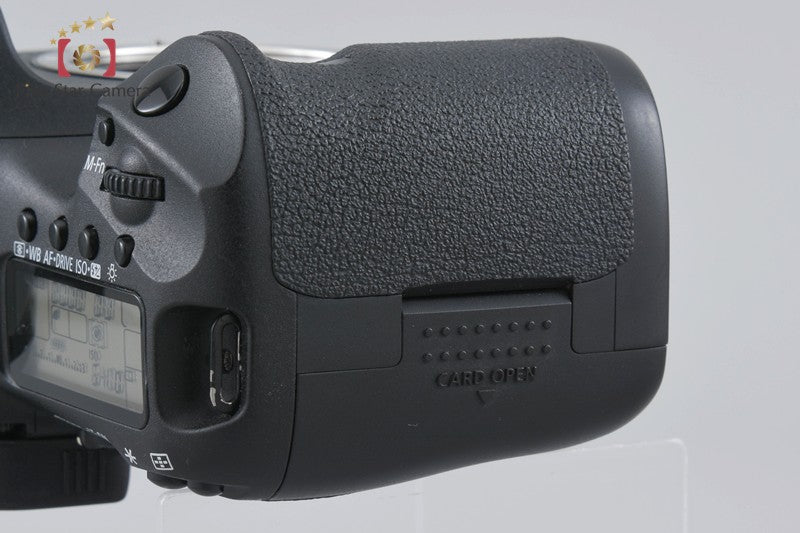 Canon EOS 7D 18.0 MP Digital SLR Camera Body