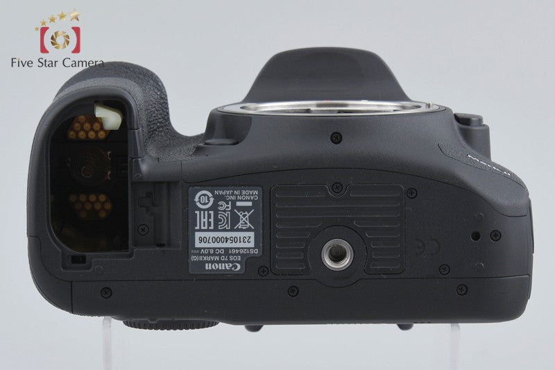 "count 5,894" Canon EOS 7D Mark II 20.2 MP DSLR Camera + BG-E16 Battery Grip