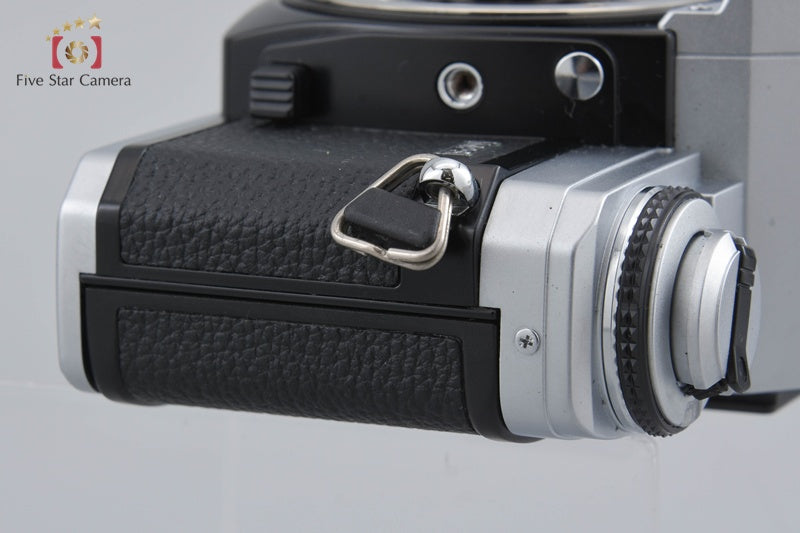 Minolta X-700 Silver 35mm SLR Film Camera Body