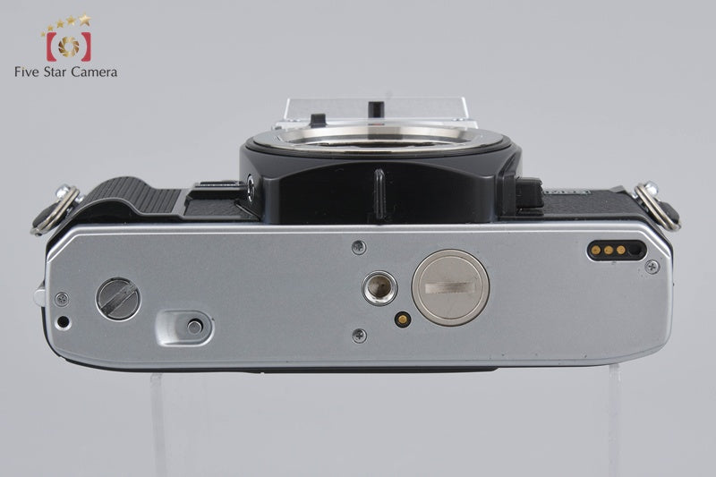 Minolta X-700 Silver 35mm SLR Film Camera Body