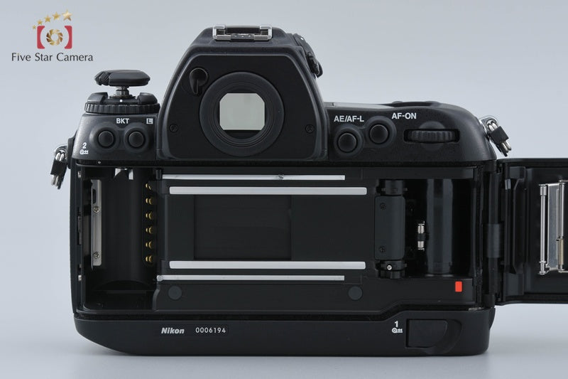 Nikon F6 35mm SLR Film Camera Body