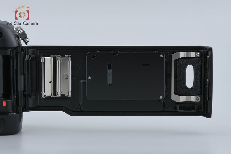 Nikon F6 35mm SLR Film Camera Body