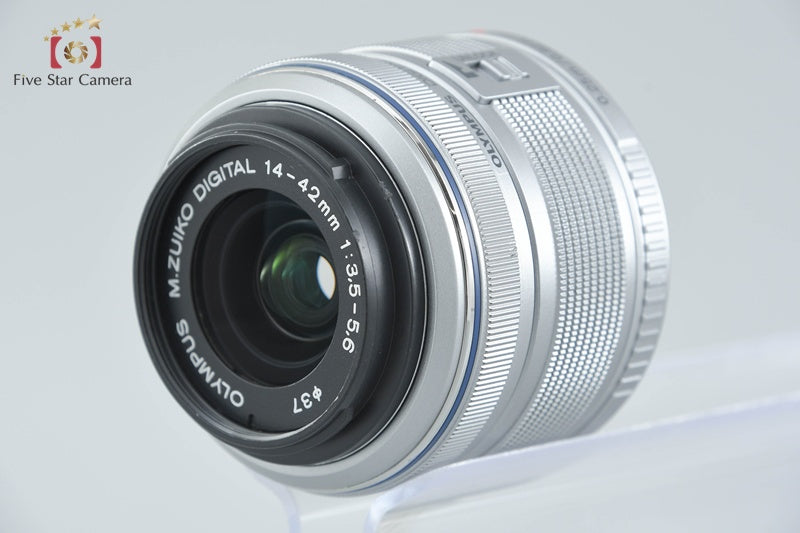 Olympus M.ZUIKO DIGITAL 14-42mm f/3.5-5.6 II R Silver