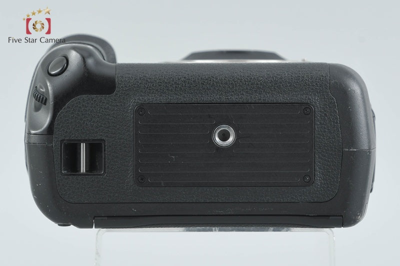 Canon EOS 5D Mark II 21.1 MP Full Frame DSLR Camera + BG-E6 Battery Grip