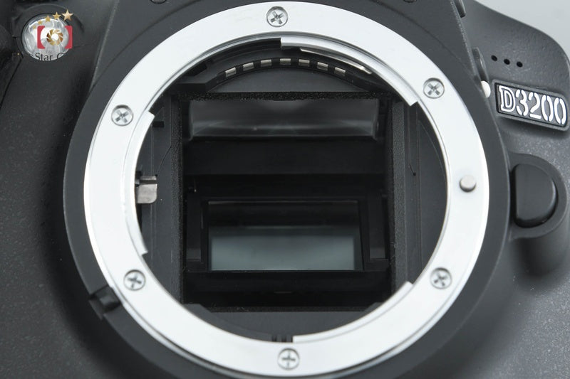 Shutter count 3,307 Nikon D3200 Black 24.2 MP DSLR 18-55 55-200 VR Lenses