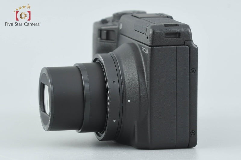 Count 21 Ricoh GXR 10.0 MP Digital Camera + P10 28-300mm f/3.5-5.6 VC