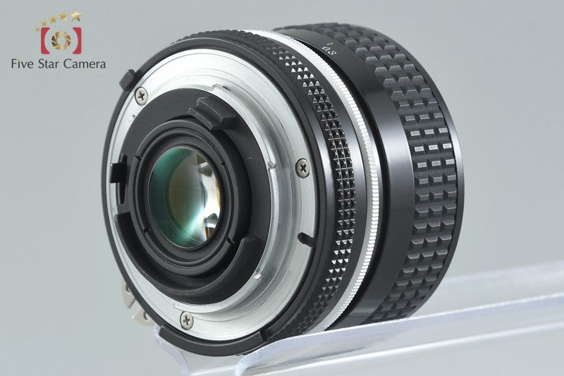 Nikon Ai NIKKOR 28mm f/2.8