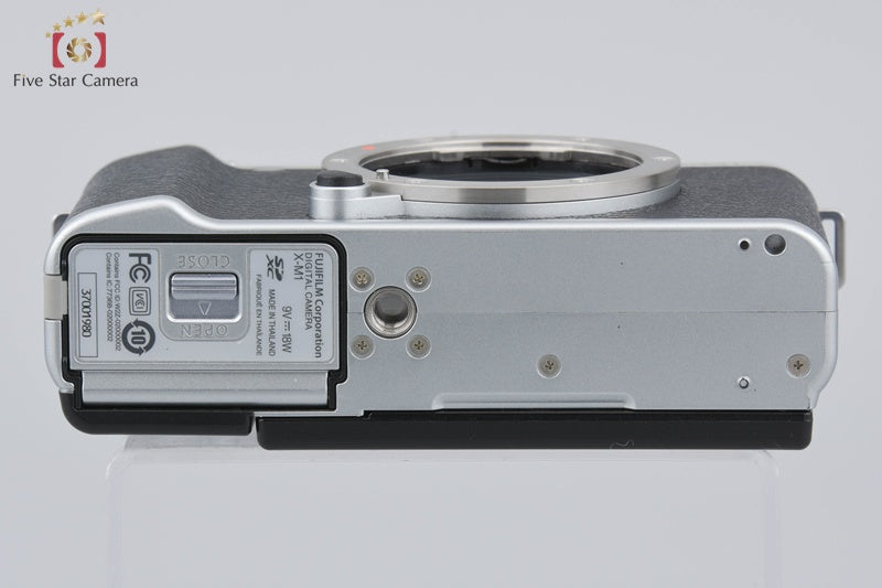 Fujifilm X-M1 Silver 16.3 MP Digital Mirrorless Camera Body