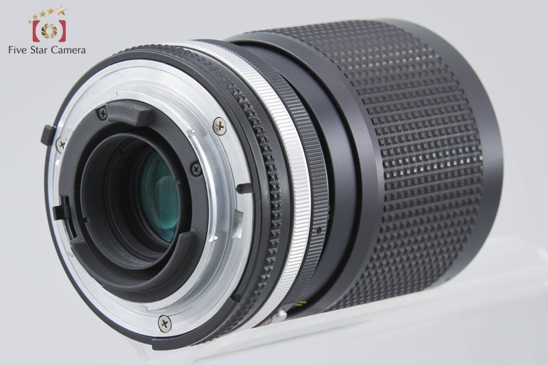 Nikon Ai-S Zoom NIKKOR 35-105mm f/3.5-4.5