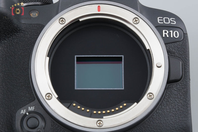 Canon EOS R10 24.2 MP Mirrorless Digital Camera RF-S 18-150 IS Lens
