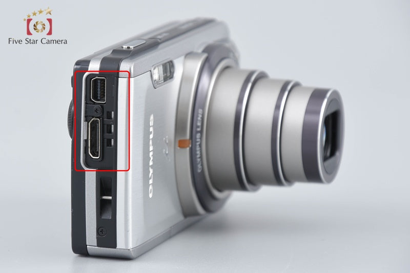 Olympus μ-7020 Silver 12.0 MP Digital Camera