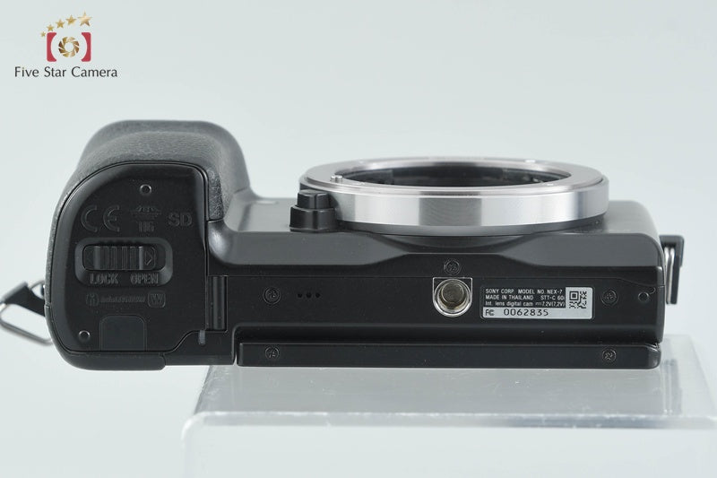 Sony Alpha α NEX-7 Black 24.3 MP Digital Camera Body [Japanese Language Only]
