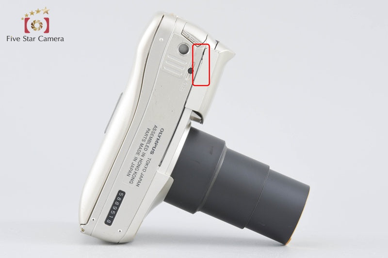 Olympus μ[mju:] ZOOM 105 DELUXE 35mm Point & Shoot Film Camera