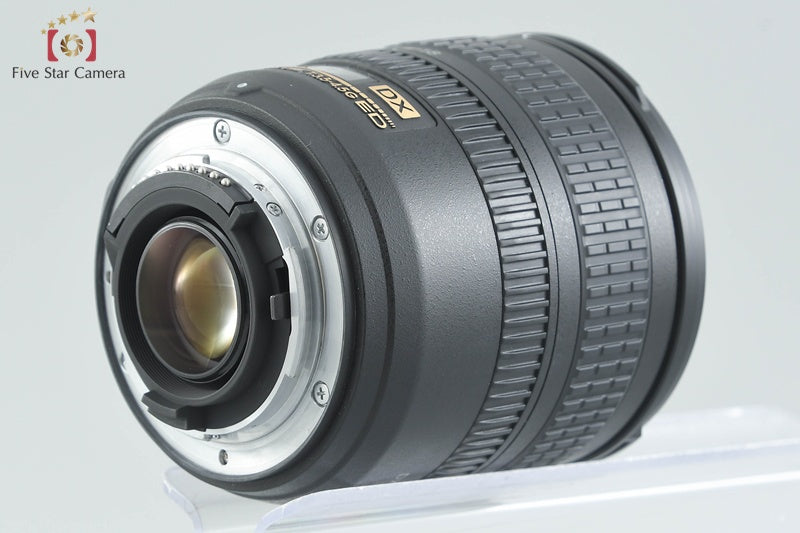Nikon D70 6.1 MP DSLR Camera AF-S DX 18-70 Lens