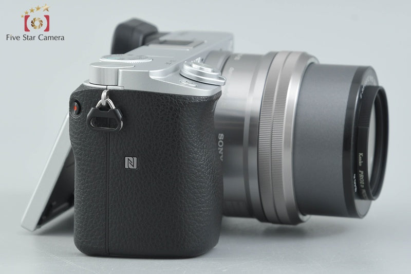 Sony Alpha α6400 ILCE-6400L Silver 24.2 MP 16-50 Lens [Japanese Language Only]