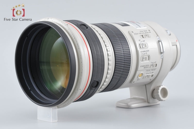 Canon EF 300mm f/2.8 L IS USM w/ Case