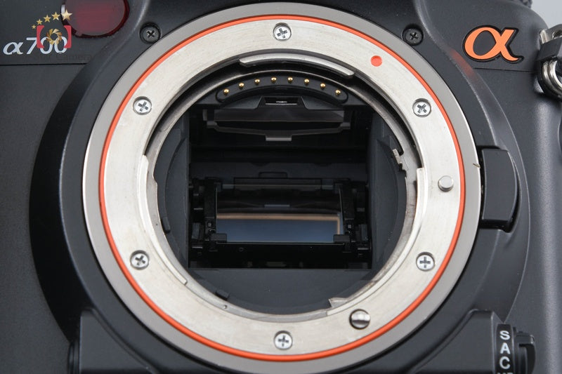 Sony Alpha α700 DSLR-A700 12.2 MP Digital Camera Body [Japanese Language Only]