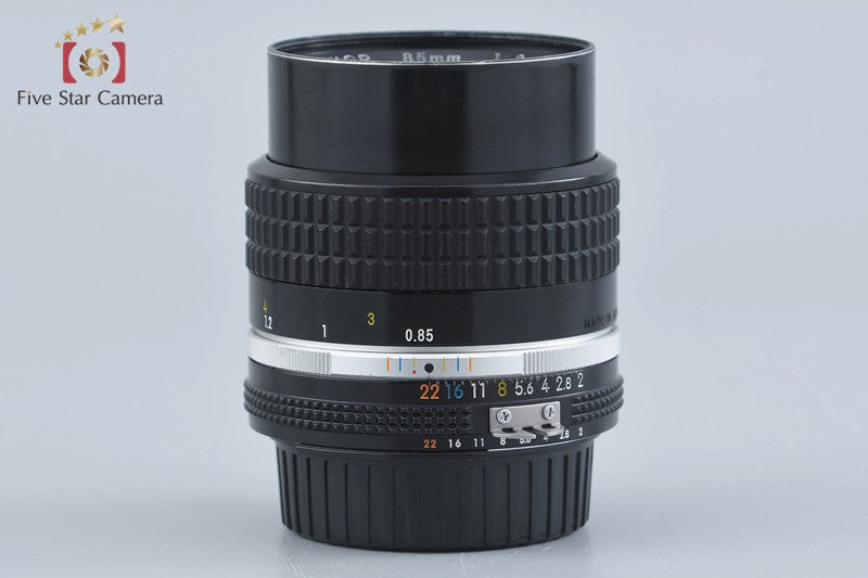 Nikon Ai-S NIKKOR 85mm f/2
