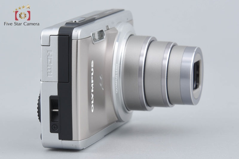 Olympus μ-7040 Titanium Silver 14.0 MP Digital Camera w/ Box