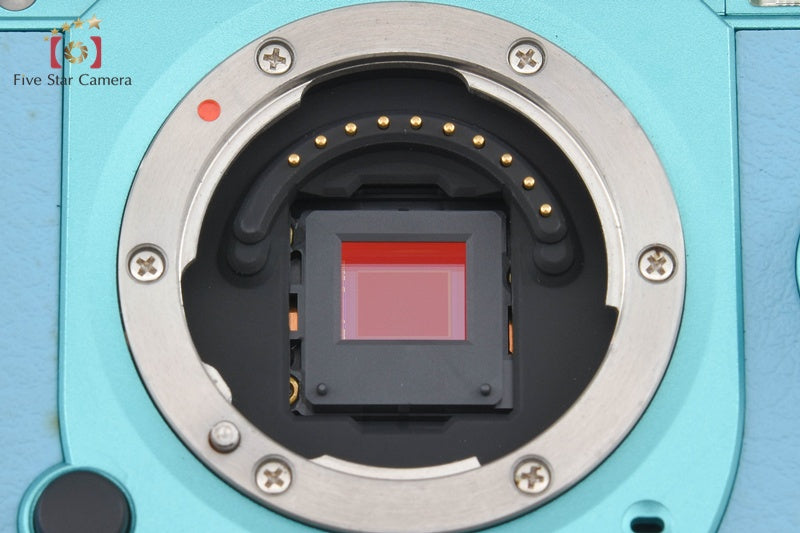 "Count 702" PENTAX Q10 Mint Aqua 12.4 MP Digital Camera 5-15 15-45 Lenses