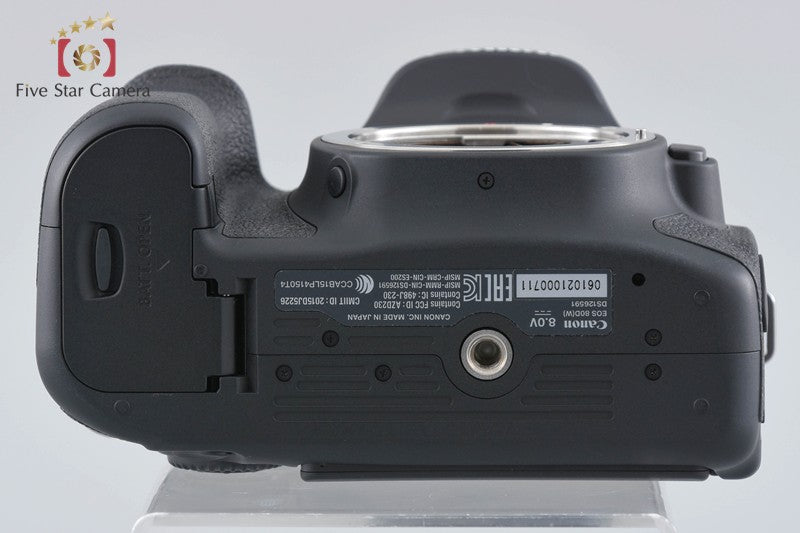 "Shutter count 1,693" Canon EOS 80D 24.2 MP Digital SLR Camera Body