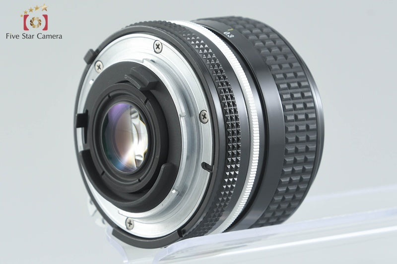 Nikon Ai NIKKOR 28mm f/2.8