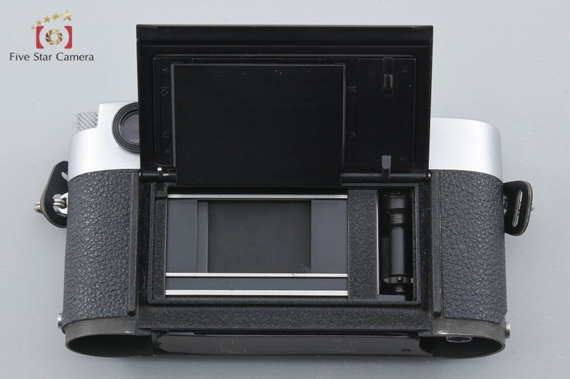 Leica M3 Single Stroke 35mm Rangefinder Film Camera Body