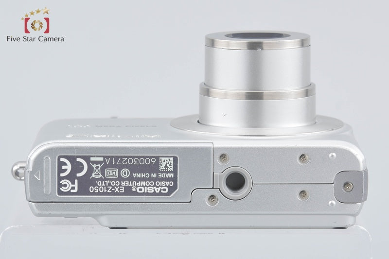 Casio EXILIM ZOOM EX-Z1050 Silver 10.1 MP Digital Camera w/ Box