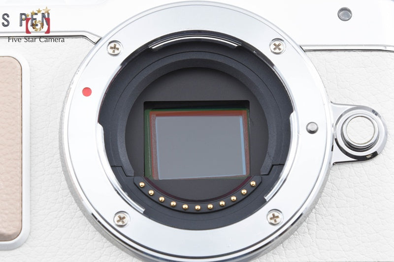 "Count 1,088" Olympus PEN Lite E-PL7 White 16.1 MP 14-42 40-150 Lenses