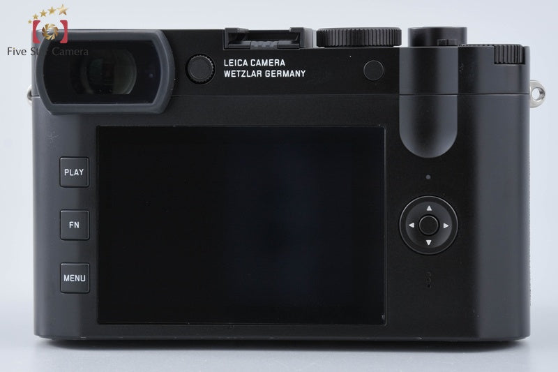 Leica Q2 Black 47.3MP Digital Camera w/ Box