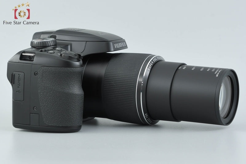 Fujifilm FinePix S8200 Black 16.2 MP Digital Camera w/ Box