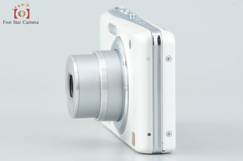 Panasonic LUMIX DMC-FX77 White 12.1 MP Digital Camera [Japanese Language Only]
