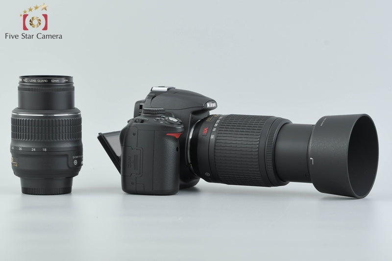 Nikon D5000 12.3 MP DSLR Camera 18-55 55-200 VR Lenses