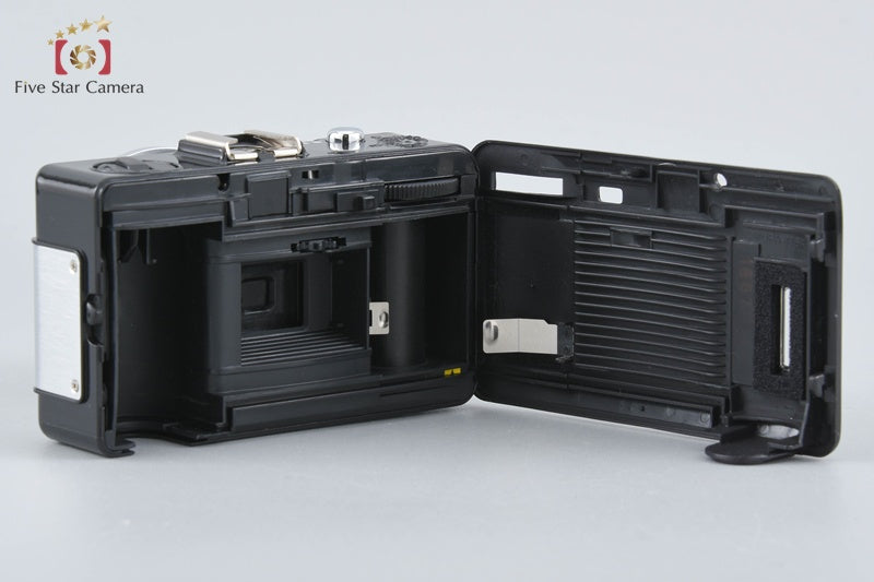 Lomography Fisheye 2 35mm Point & Shoot Film Camera w/ Box